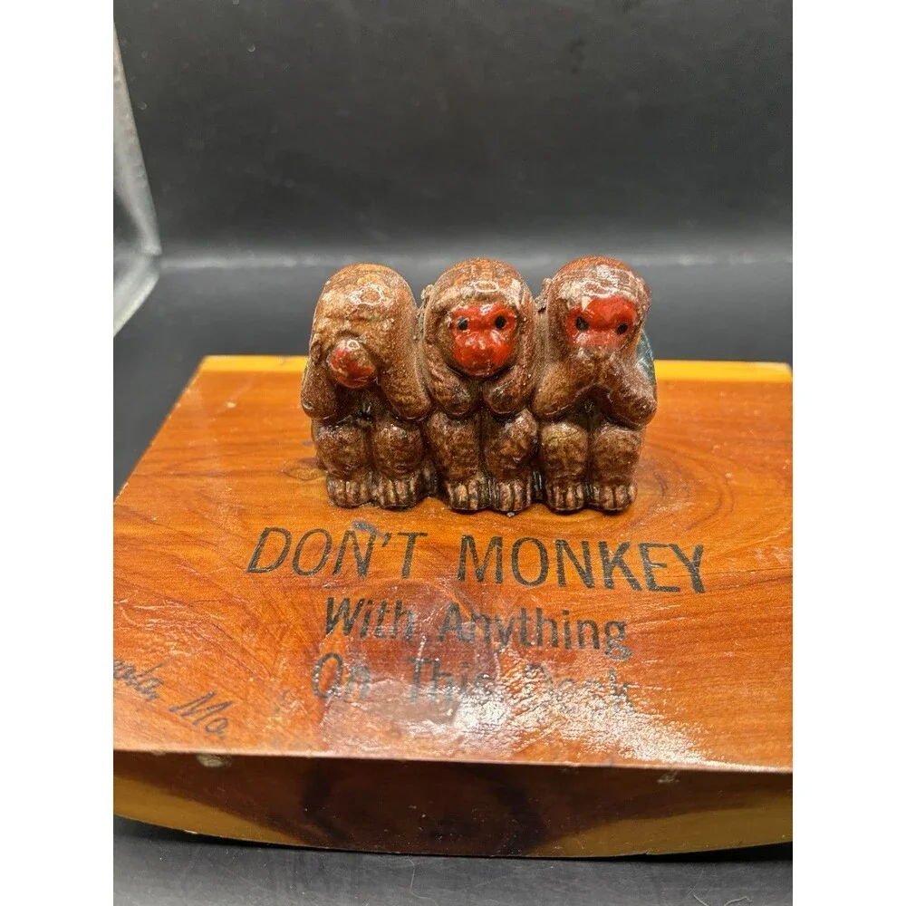 No Evil Monkeys Souvenir Desk Ink Blotter Don't Mess With Desk Osceola , MA.